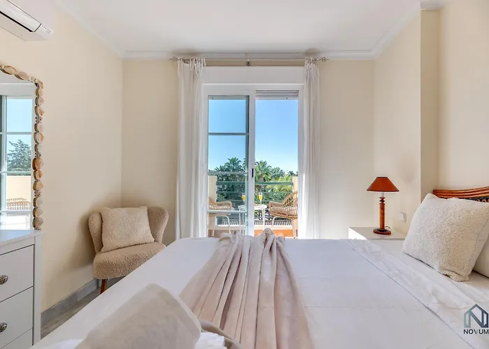 Cozy 2 Bdrm W Sea Views Next To Puerto Banus Appartamento