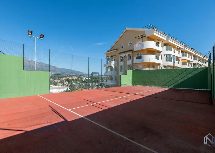 Cozy 2 Bdrm W Sea Views Next To Puerto Banus Appartamento