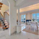 Cozy 2 Bdrm W Sea Views Next To Puerto Banus 公寓