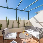 Cozy 2 Bdrm W Sea Views Next To Puerto Banus 公寓 马尔韦利亚
