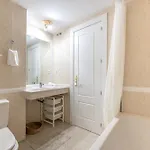 Cozy 2 Bdrm W Sea Views Next To Puerto Banus 公寓 马尔韦利亚