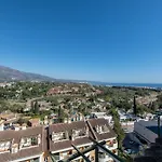 Cozy 2 Bdrm W Sea Views Next To Puerto Banus Marbella