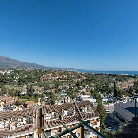 Cozy 2 Bdrm W Sea Views Next To Puerto Banus ماربيا