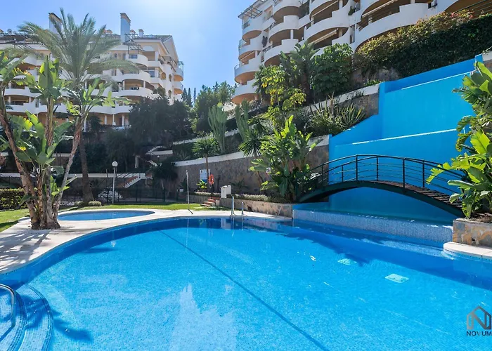 Апартаменти Cozy 2 Bdrm W Sea Views Next To Puerto Banus Марбелья