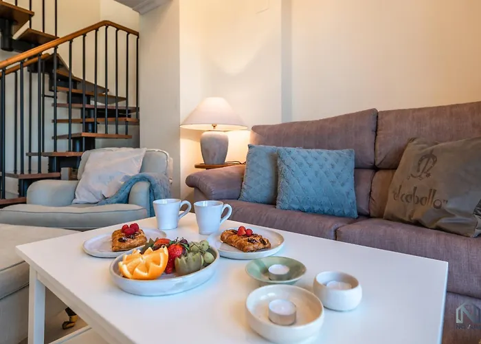 Cozy 2 Bdrm W Sea Views Next To Puerto Banus Апартаменти