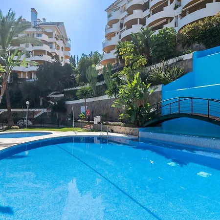 Апартаменты Cozy 2 Bdrm W Sea Views Next To Puerto Banus Марбелья