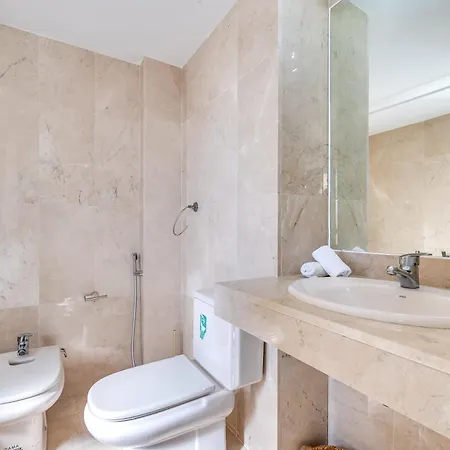 Cozy 2 Bdrm W Sea Views Next To Puerto Banus Apartamento *