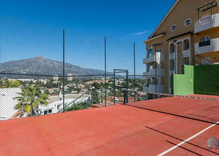 Cozy 2 Bdrm W Sea Views Next To Puerto Banus *